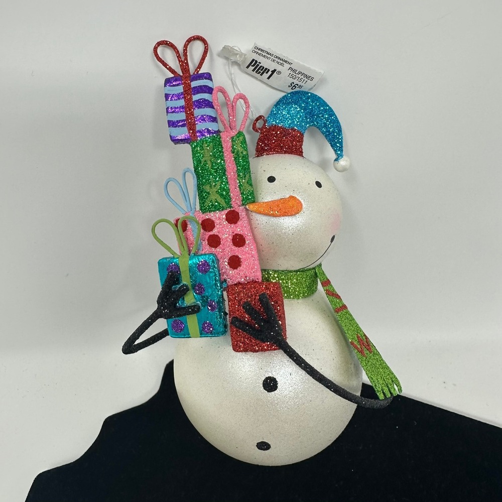 Pier 1 Christmas Ornament Unisex OS White Snowman Stacked Gifts Glitter 150/1511